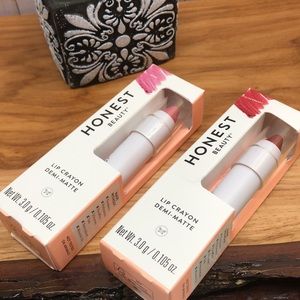 NIB! HONEST BEAUTY LIP CRAYON-DEMI MATTE